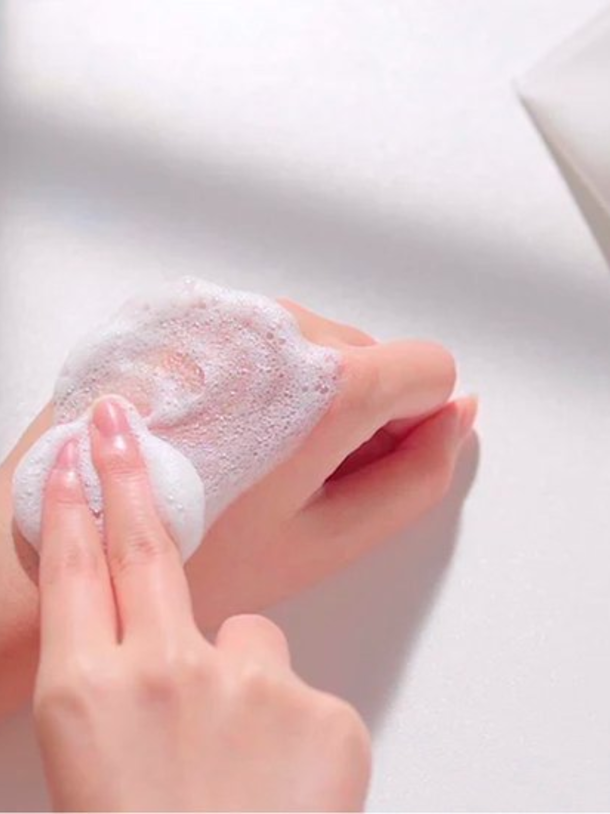 Calming Acne Cleansing Foam