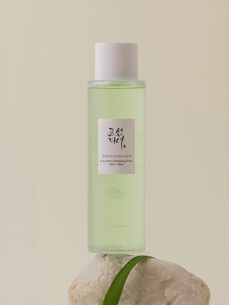 Green Plum Refreshing Toner : AHA + BHA