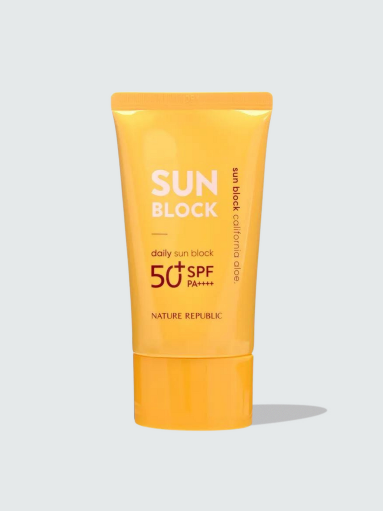 California Aloe Daily Moisture Sunblock SPF50+ PA++++