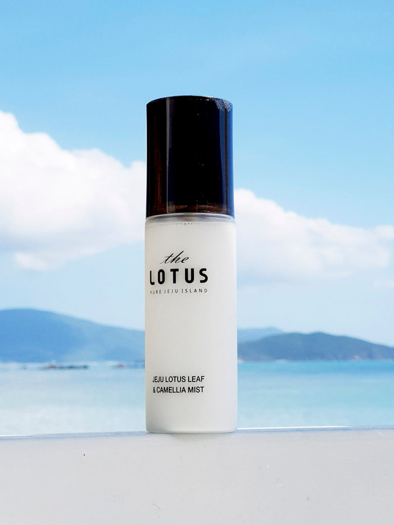 The pure Lotus Jeju Lotus Leaf and Camelia Mist